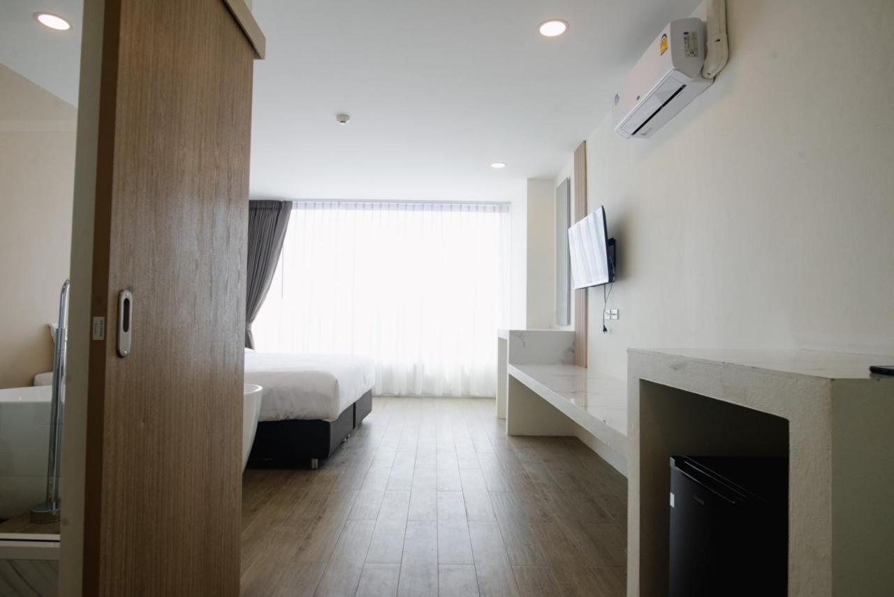 Hotel Agnes Buriram Exterior foto