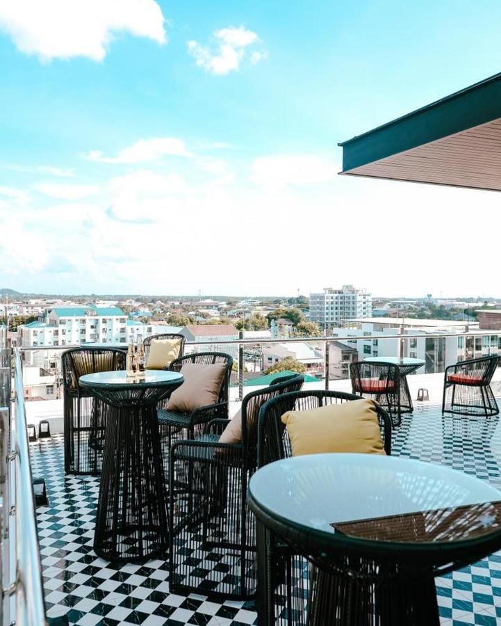 Hotel Agnes Buriram Exterior foto